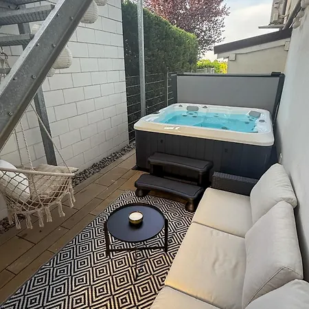 Juwel Am Stadtrand Von Wien * קורנויבורג