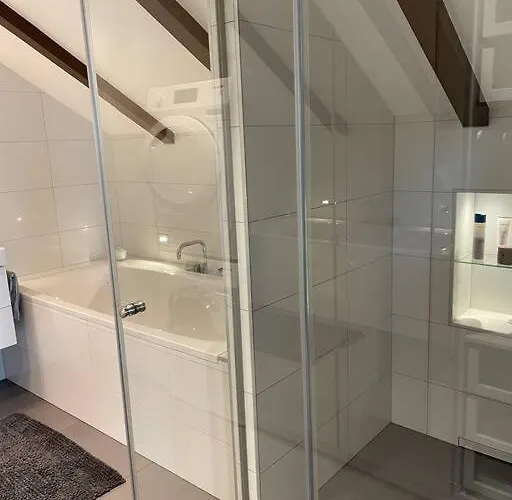 Juwel Am Stadtrand Von Wien